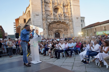 El candidato de Vox a la Presidencia del Gobierno, Santiago Abascal, inicia en Valladolid la campaña de las generales del 23 de julio con un acto político en San Pablo. ICAL