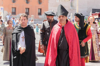 Recreación de la llegada de los infantes Isabel y Alfonso en la Semana Renacentista de Medina del Campo.- J.M. LOSTAU