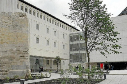 Entrada al Museo Patio Herreriano de Valladolid.-E.M.