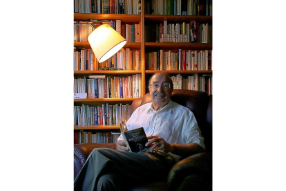 El escritor leonés Jesús Torbado, fallecido ayer a los 75 años.-ICAL