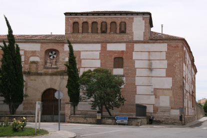 Convento de Santa María la Real de las Dueñas. | E- M.