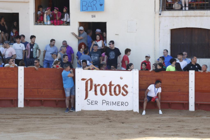 Segundo encierro de las fiestas de Peñafiel 2023 .-PHOTOGENIC