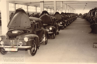 Fotografías de la historia de Renault en Valladolid.- RENAULT