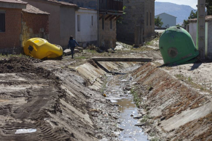 Efectos de la tromba de agua caída sobre la localidad abulense de Muñogalindo.-ICAL