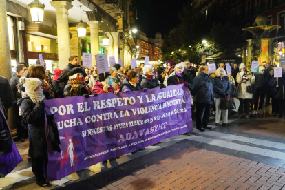 Manifestación en Valladolid contra la violencia machista. ICAL