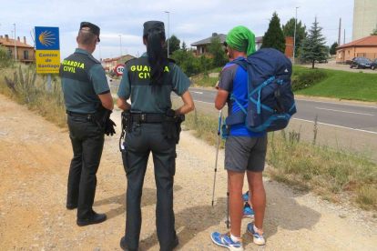 La Guardia Civil intensifica la vigilancia del Camino de Santiago en León durante la época estival-Ical