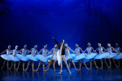 El Teatro Calderón de Valladolid ofrece este jueves el 'Lago de los cisnes', a cargo de Russian Classical Ballet.-TEATRO CALDERÓN DE VALLADOLID - ARCHIVO