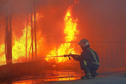 Imagen de un incendio en León-ICAL