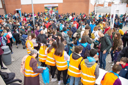 Marcha solidaria del Colegio Agustinas. E.M.