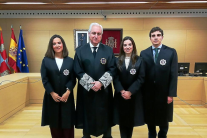 Carmen Hernanz Sánchez, José Luis Concepción, María del Pilar Julián Díaz de Geras y Jorge González Ibarburen.-E. M.