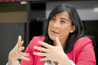 Ana Sánchez, secretaria de Organización del PSCyL-P. REQUEJO