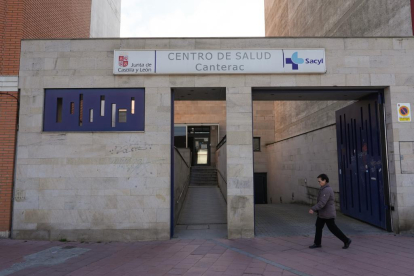 Barrio de Las Delicias, Centro de Salud Canterac en la Avenida de Segovia.- J. M. LOSTAU