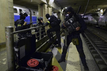 Simulacro de respuesta a un ataque terorista en Montparnasse-AP