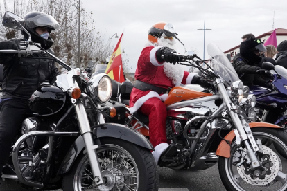 Desfile de Banderas de Pingüinos 2024. -ICAL