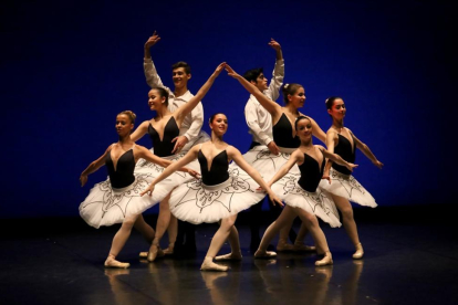 Gala del X Aniversario de la Escuela Profesional de Danza de Castilla y León.-ICAL