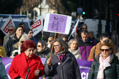Manifestación en León de CCOO y UGT en defensa de la democracia. ICAL