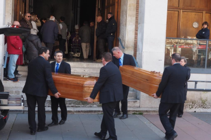 Funeral por las víctimas de violencia de género, Paloma e India, asesinadas en Valladolid. -PHOTOGENIC