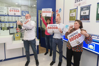 'La Rana de Oro de Río Shopping celebra el Gordo de la Lotería de Navidad 2023. -PHOTOGENIC