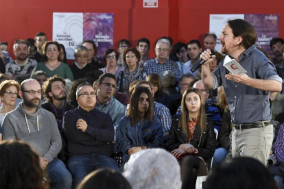 Pablo Iglesias participa en un encuentro ciudadano en Miranda de Ebro-ICAL
