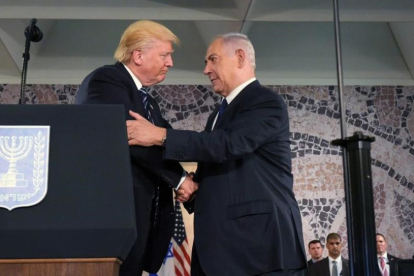 Trump, con Netanyahu, en el Museo de Israel.-AFP / MANDEL NGAN