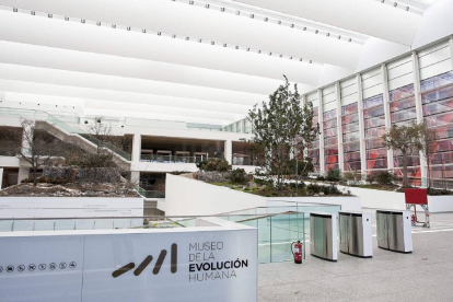Entrada al Museo de la Evolucion Humana (Burgos)-El Mundo
