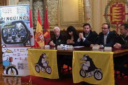 Ayuntamiento de Valladolid durante la presentación oficial de Pingüinos 2018.-EUROPA PRESS