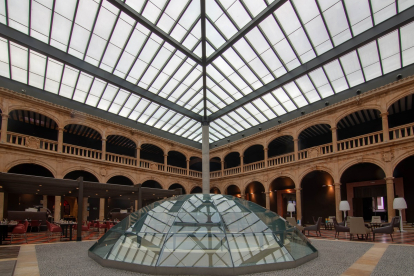 Patio interior de Castilla Termal Burgo de Osma. E.M.