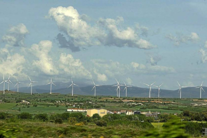 Vista del parque eólico Cogollos II, en la provincia de Burgos.-ICAL