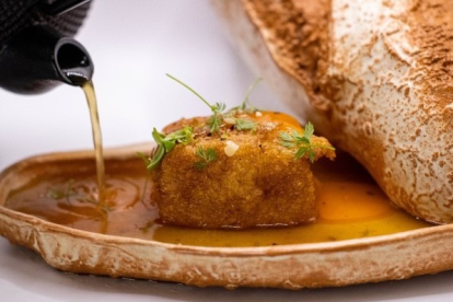 El restaurante vallisoletano Azul Mediterráneo consigue la Mejor Torrija Salada de España. -E.M.