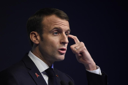 Emmanuel Macron-AP / GUSTAVO GARELLO