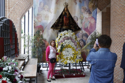 Ofrenda Floral a la Virgen de San Lorenzo en Valladolid.- PHOTOGENIC