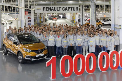 La factoría de Renault celebra la producción de su Captur un millón.-EL MUNDO