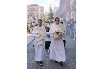 Procesión del Corpus Christi de Valladolid.- J.M. LOSTAU