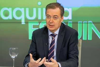 Germán Barrios durante ‘La Quinta Esquina’, programa emitido en La 8 Valladolid.-J. M. LOSTAU