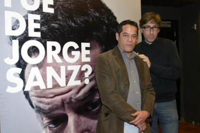 El actor Jorge Sanz y el director de cine David Trueba, durante la presentación del documental sobre la vida del primero, en el 2010.-FRANCESC CASALS