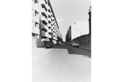 La calle Nueva del Carmen de Valladolid en 1982 - ARCHIVO MUNICIPAL