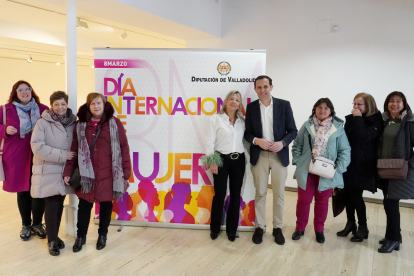 El presidente de la Diputación de Valladolid, Conrado Íscar, inaugura los actos institucionales organizados por la institución provincial con motivo de la celebración del Día Internacional de la Mujer. Miriam Chacón / ICAL .