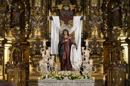 Procesión Siete dolores de Nuestra Señora de Valladolid.- J. M. LOSTAU