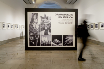 Exposición ‘Dramaturgia poliédrica. Cuatro décadas de pasión fotográfica’, del fotógrafo Chema Concellón - ICAL