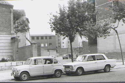 Vista de la calle Estudios desde en la Calle Colón de Valladolid en los años 70- ARCHIVO MUNICIPAL