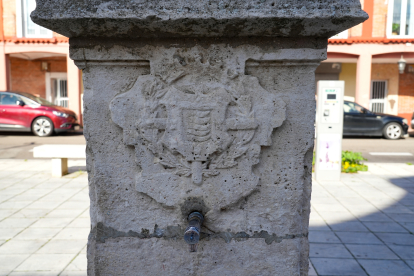 La plaza Carmen Ferreiro del barrio de San Pedro Regalado de Valladolid - J.M. LOSTAU