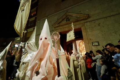 Procesión del Perdón y la Esperanza con el paso 'Jesús de la Esperanza'