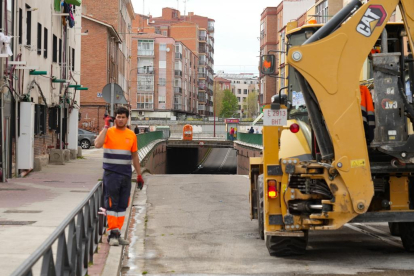Preparativos para la apertura del túnel de Vadillos después de las obras. J.M.LOSTAU