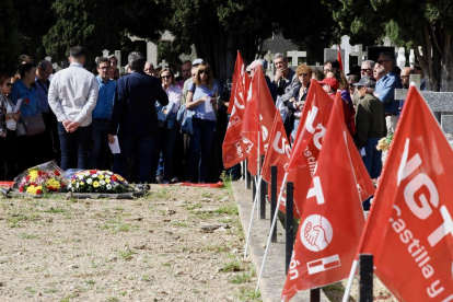 Homenaje e inhumación de 199 víctimas de la Guerra Civil y el franquismo