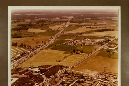 Una imagen aérea de la Cañada Real en la década de 1980