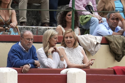 Corrida de toros en la plaza del coso de Zorrilla