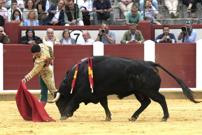 Corrida de toros en la plaza del coso de Zorrilla