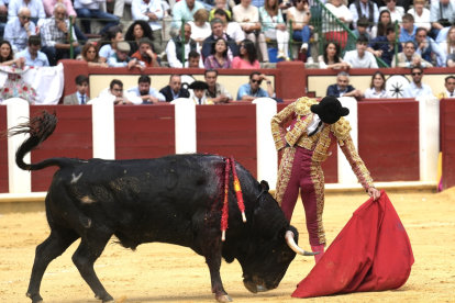 Corrida de toros en la plaza del coso de Zorrilla