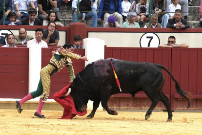 Corrida de toros en la plaza del coso de Zorrilla