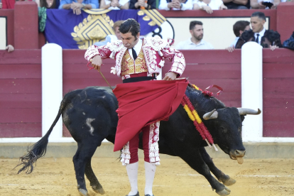 Corrida de toros en el coso de Zorrilla